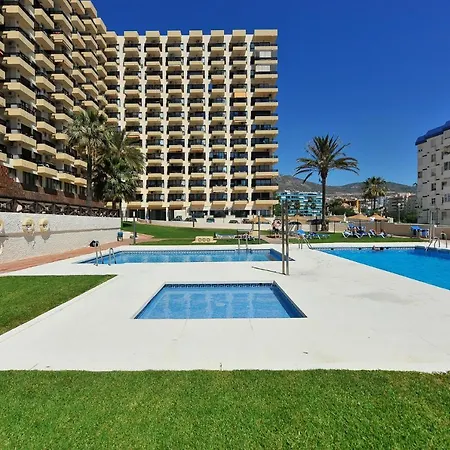 Aloha Playa Canovas Apartamento Benalmádena